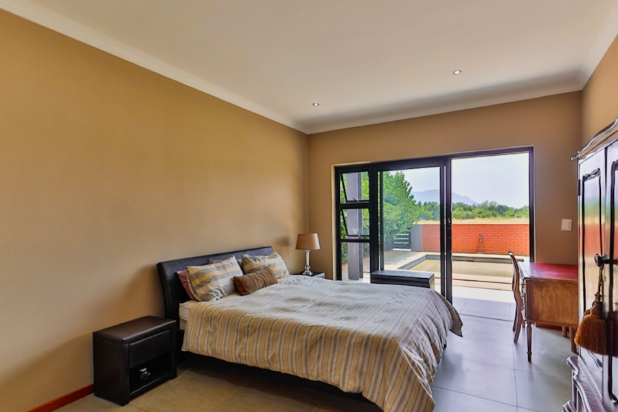 4 Bedroom Property for Sale in The Coves North West